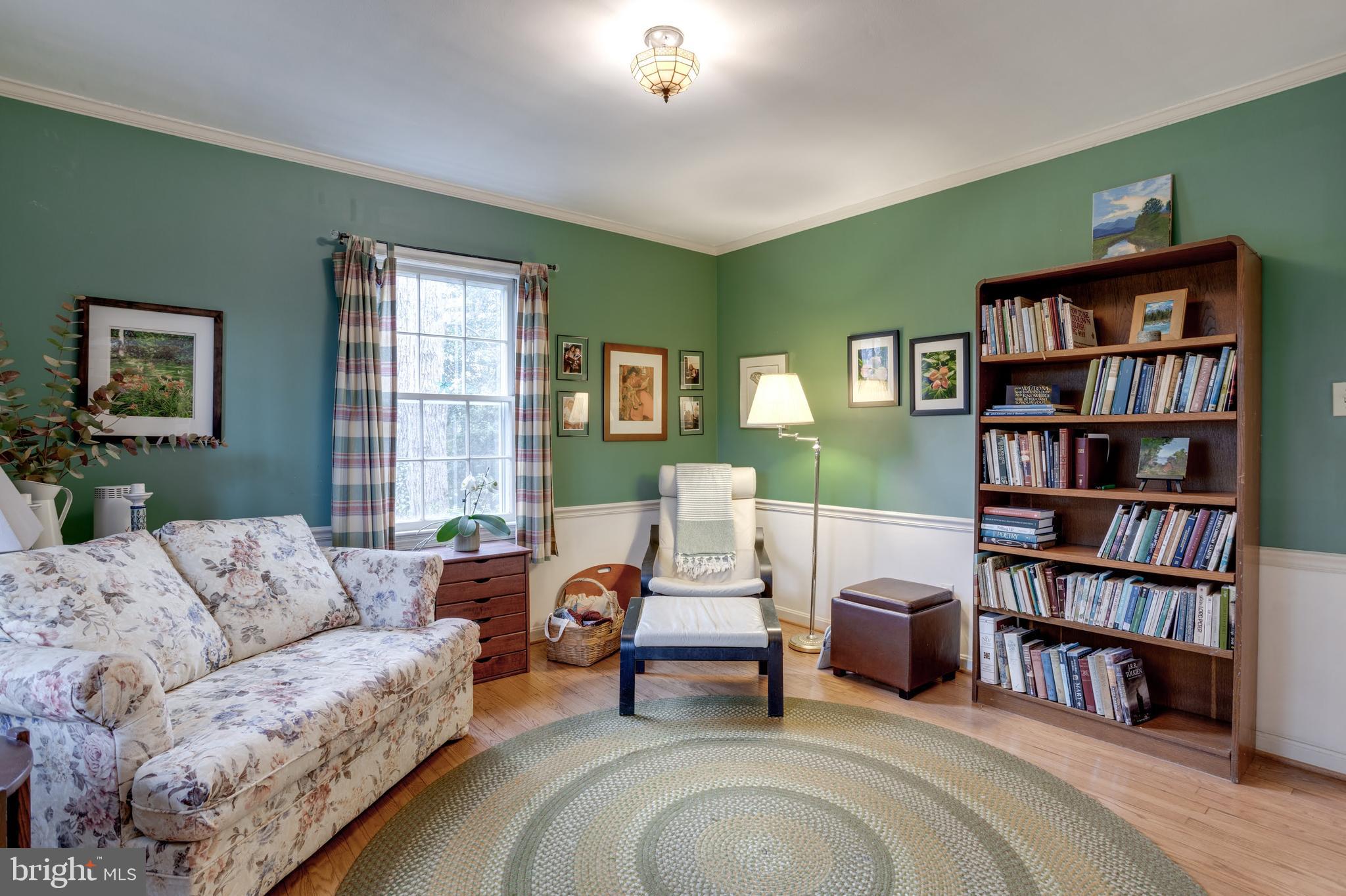 8901 Burke Road Burke, VA 22015 - Photo 29 of 63 Main level den/bdrm