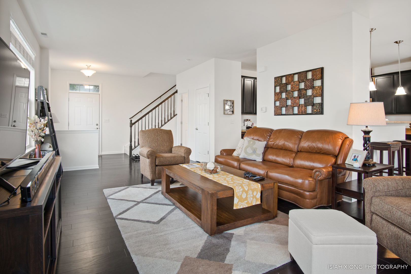 2908 Church Road Aurora, IL 60502 - Photo 6 of 26 a living room with furniture a rug and white walls