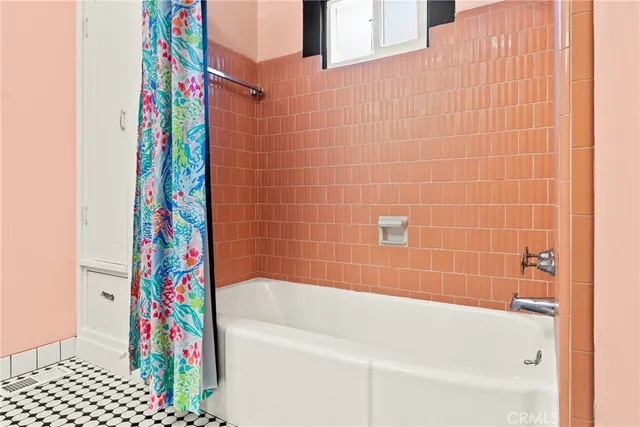 $425,000 | 168 East 1st Avenue, Chico, CA 95926