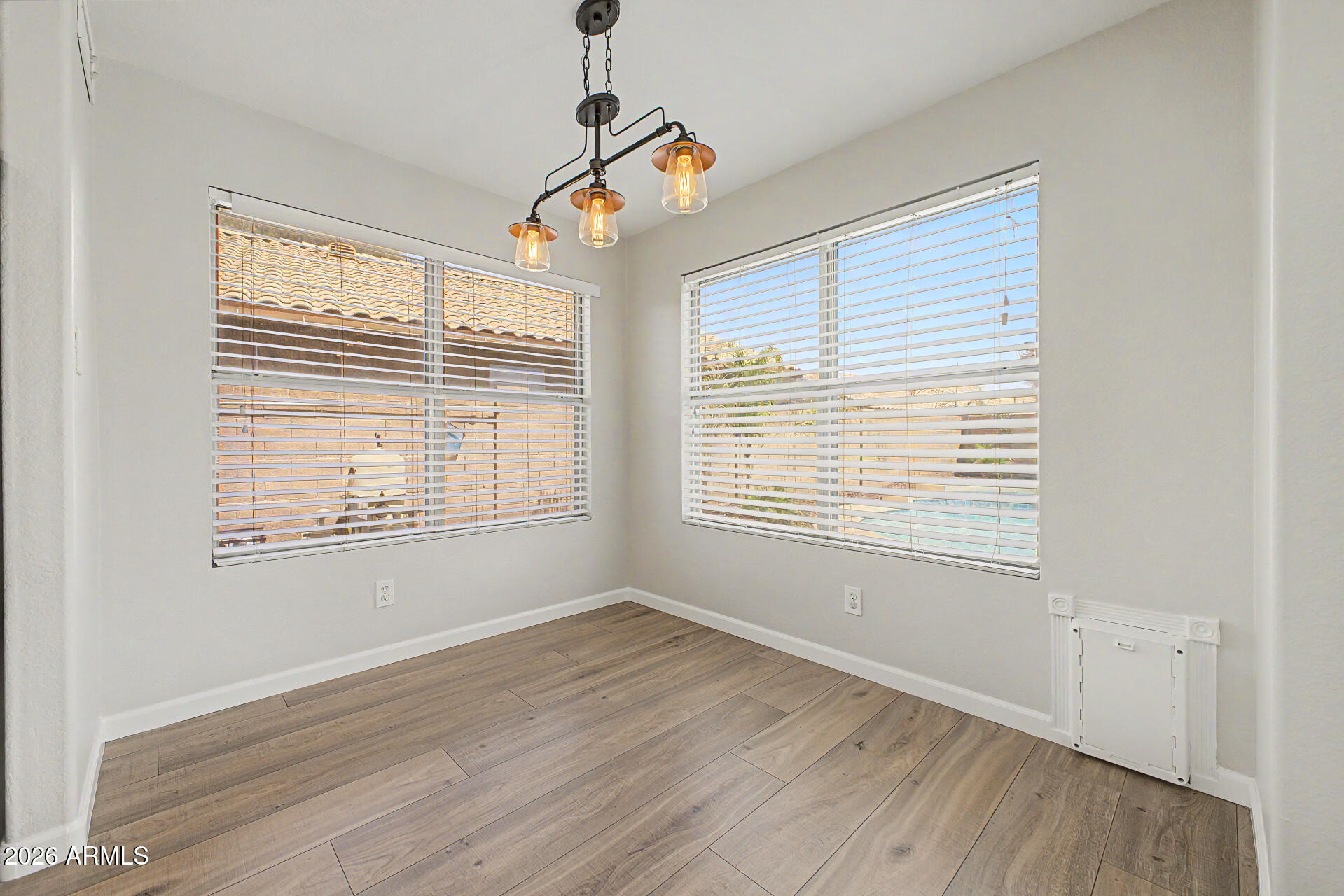 1435 East Silver Creek Road Gilbert, AZ 85296 - Photo 10 of 34 10 - Silver Creek