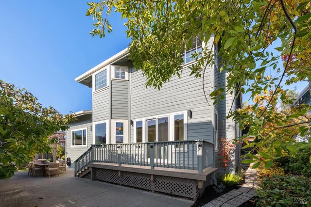 $1,695,000 | 15 Aaron Drive, Novato, CA 94949