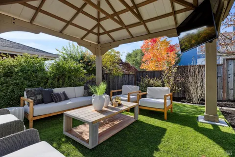 $1,695,000 | 15 Aaron Drive, Novato, CA 94949