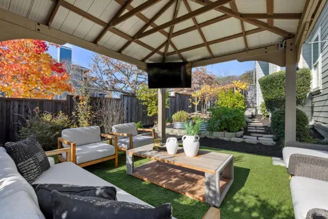 $1,695,000 | 15 Aaron Drive, Novato, CA 94949