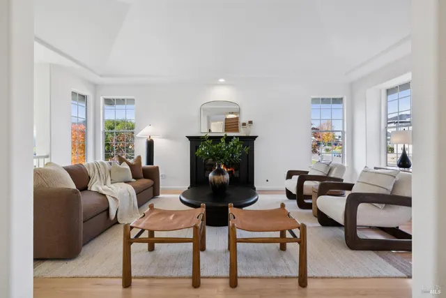 $1,695,000 | 15 Aaron Drive, Novato, CA 94949