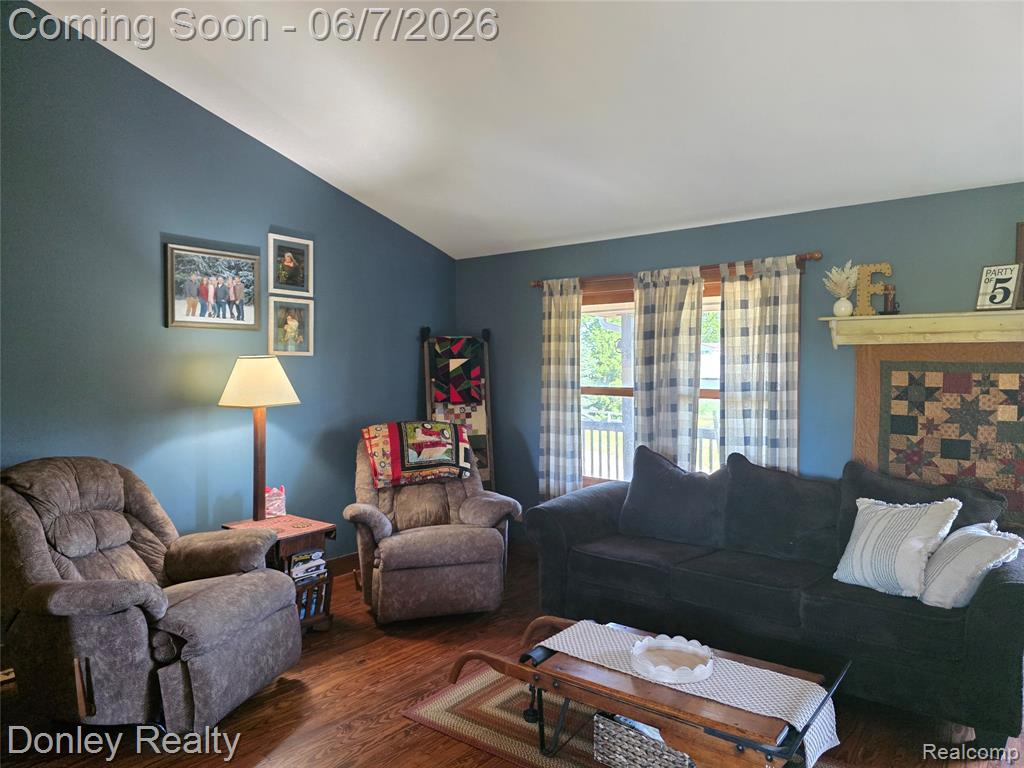 5121 Cotter Road Marlette, MI 48453 - Photo 6 of 54