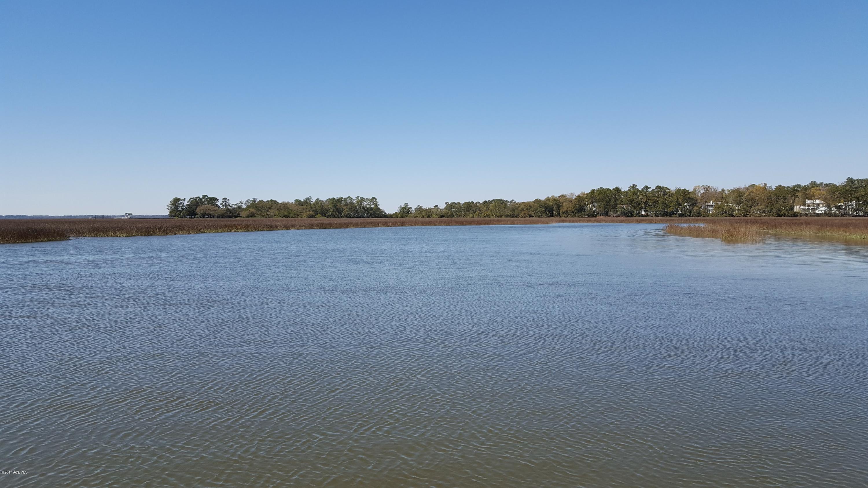 6092 Vaux Road Beaufort, SC 29906 - Photo 8 of 26 20170304_132738
