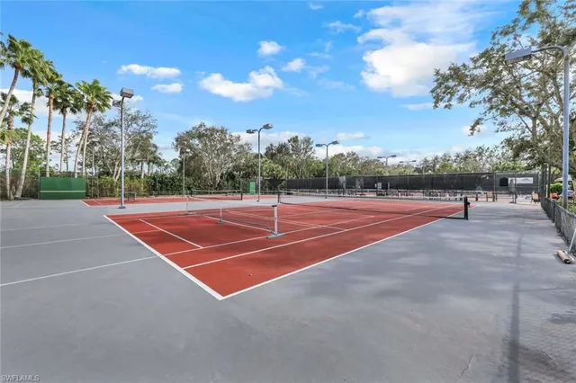 a view of a tennis court