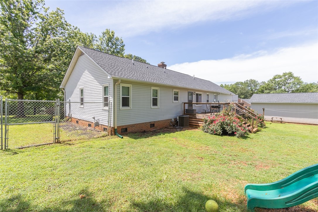 1220 Phillips Road Anderson, SC 29625 - Photo 36 of 44