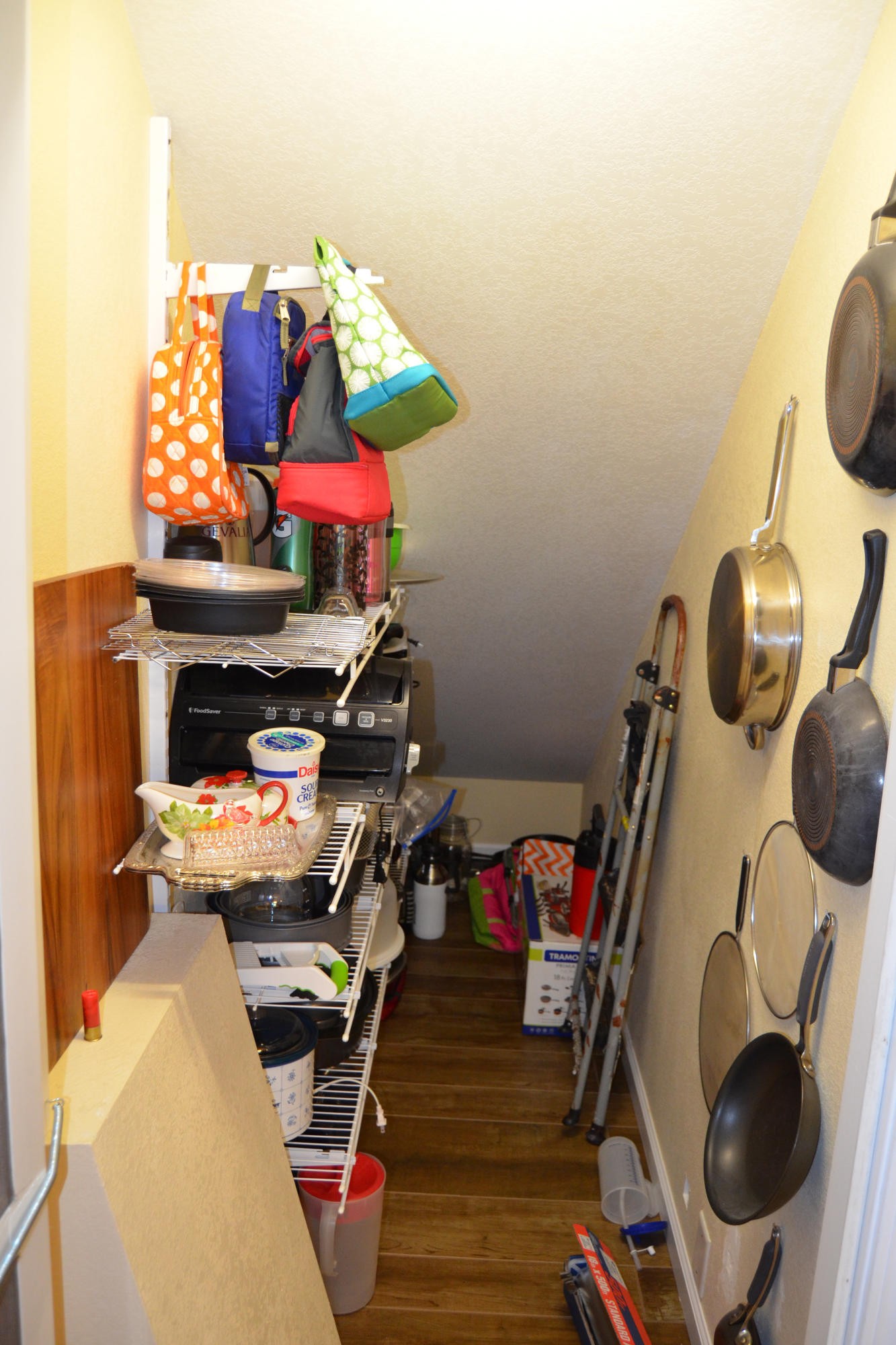 197 Rogers Road Crossville, TN 38571 - Photo 14 of 39 a view of a room with gym equipment