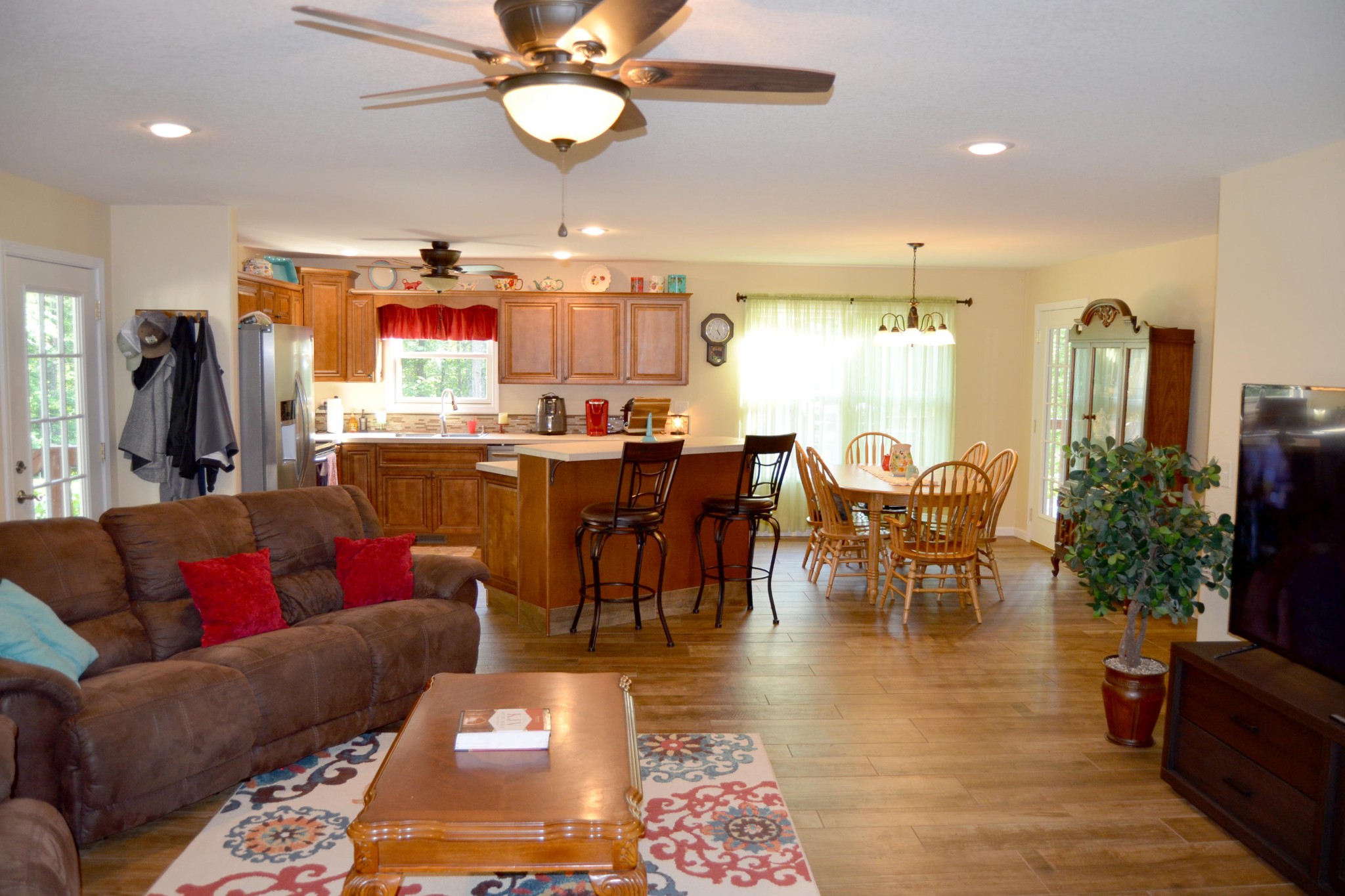 197 Rogers Road Crossville, TN 38571 - Photo 8 of 39 a living room with lots of furniture and a large window