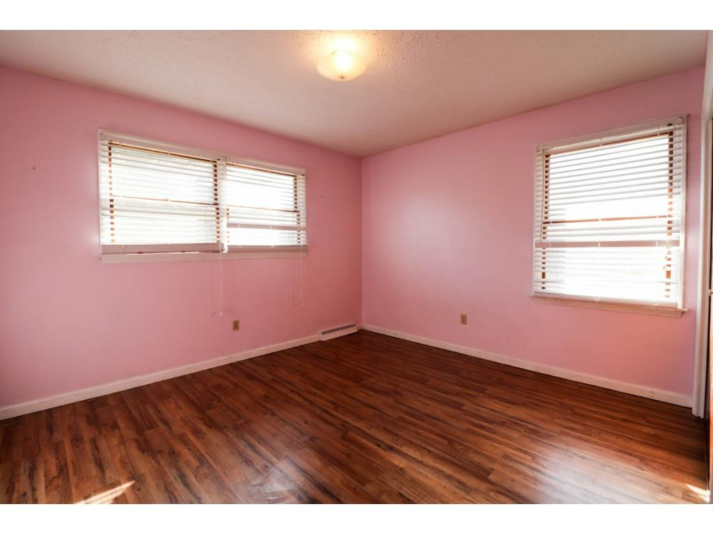 392 Cedar Branch Road Kingsport, TN 37664 - Photo 13 of 36 Bedroom 2