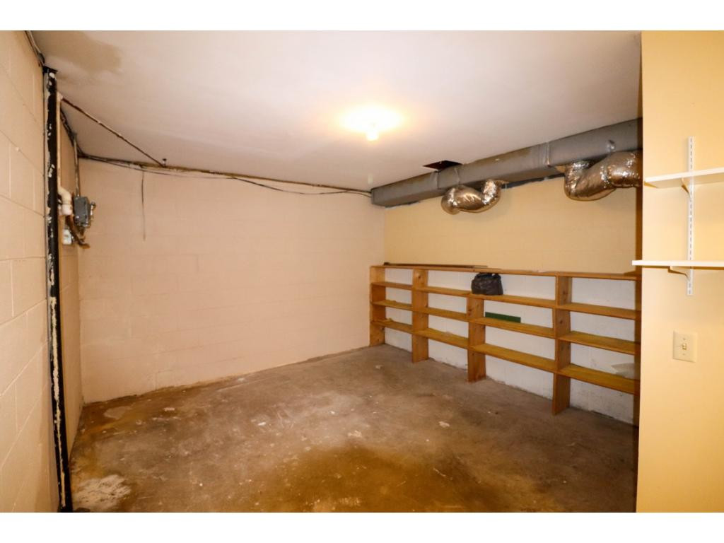 392 Cedar Branch Road Kingsport, TN 37664 - Photo 22 of 36 More Storage