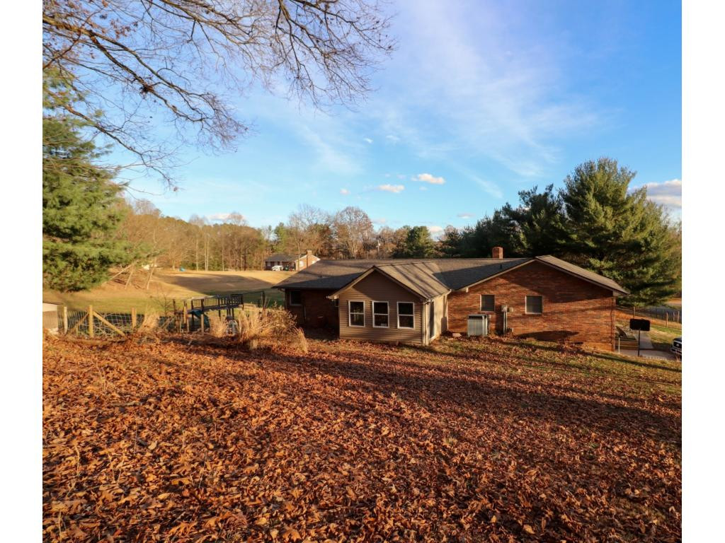 392 Cedar Branch Road Kingsport, TN 37664 - Photo 27 of 36 Photo 27