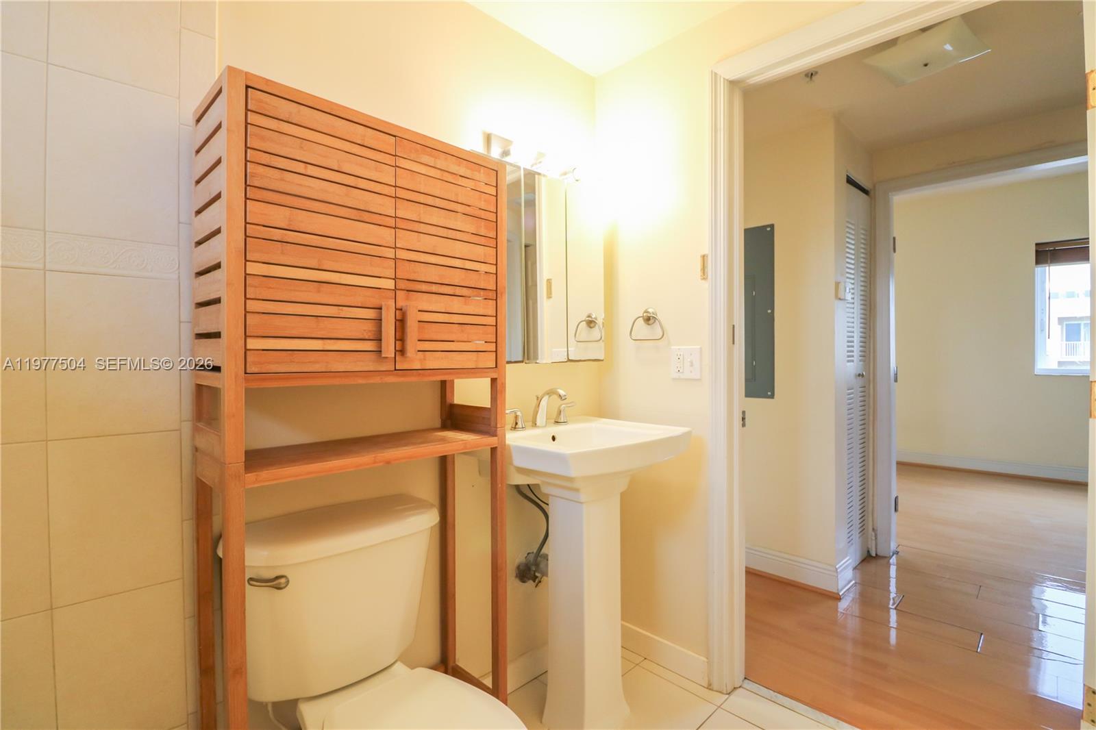 134 Southwest 7th Avenue, Unit 403 Miami, FL 33130 - Photo 21 of 31