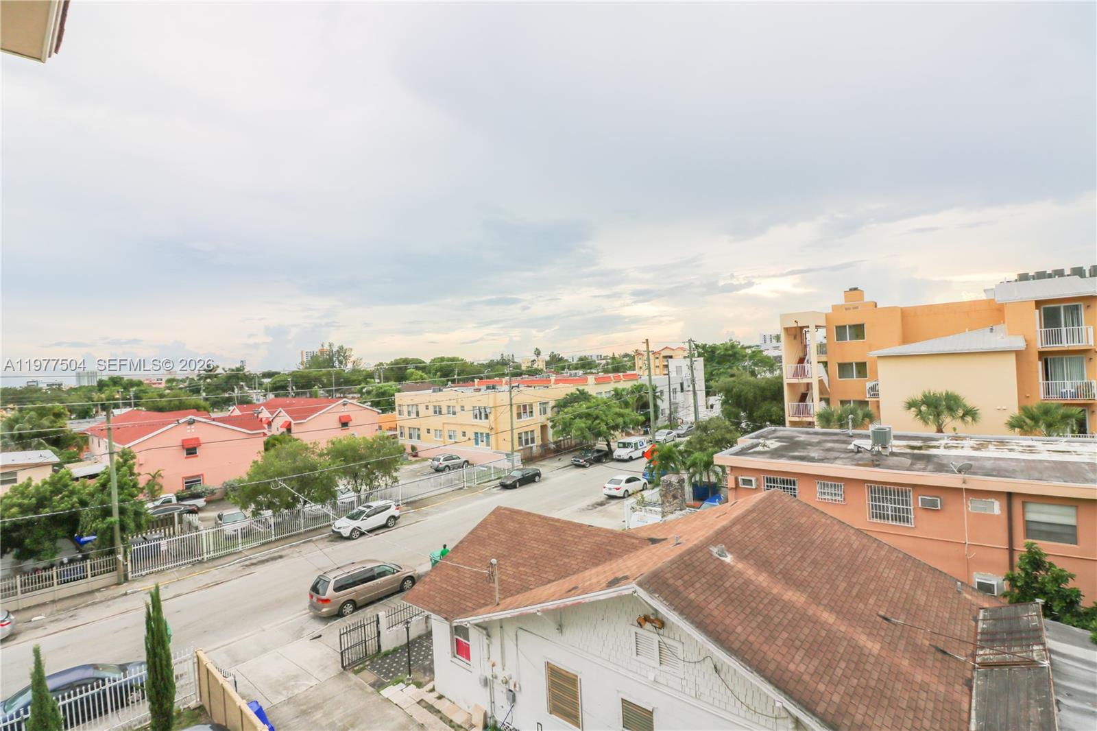 134 Southwest 7th Avenue, Unit 403 Miami, FL 33130 - Photo 26 of 31