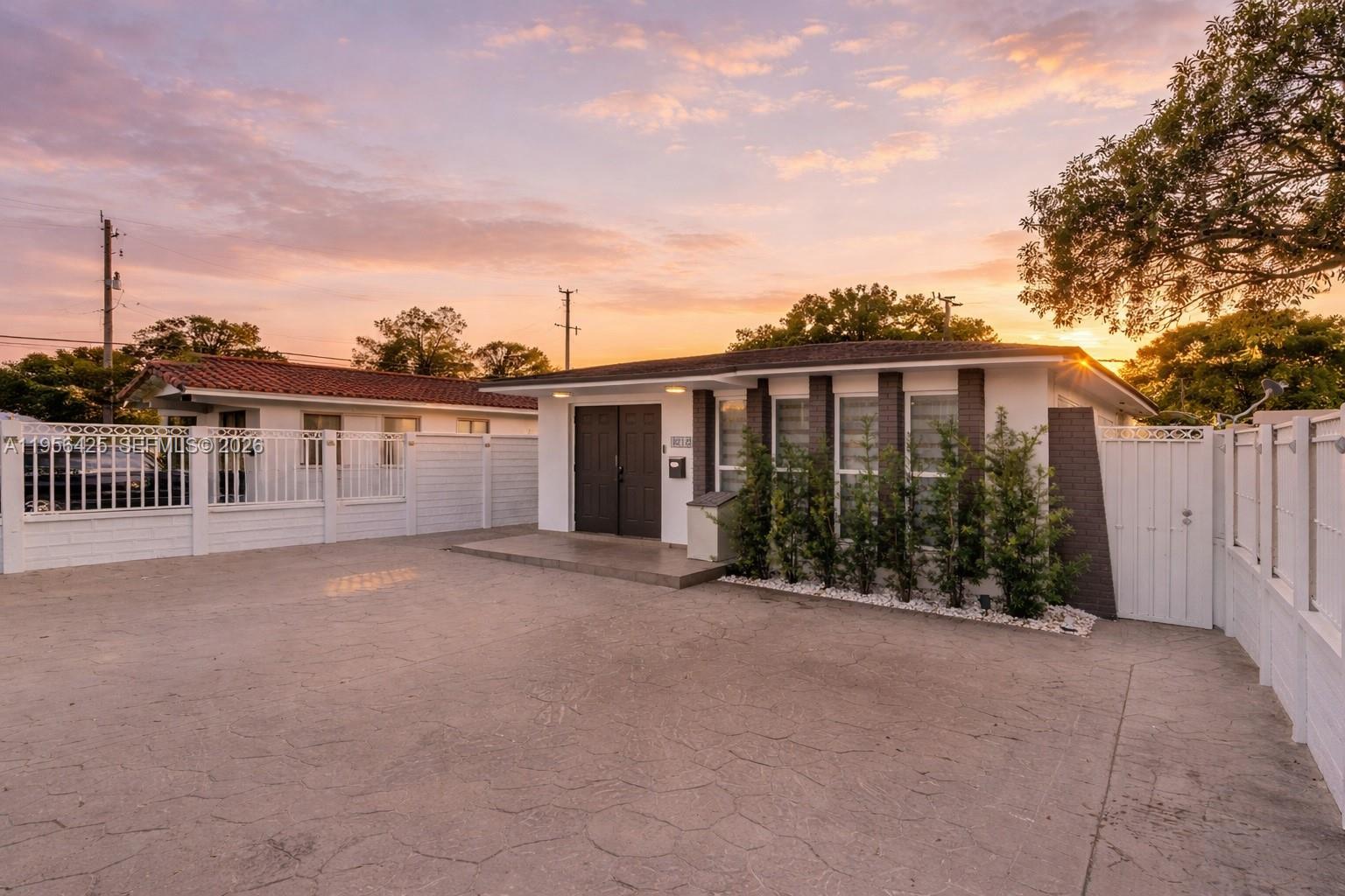3210 Southwest 24th Terrace Miami, FL 33145 - Photo 2 of 44
