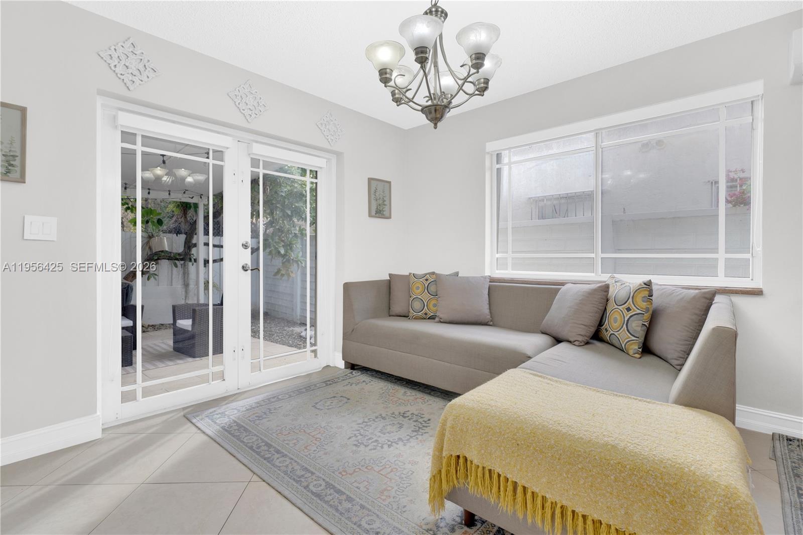 3210 Southwest 24th Terrace Miami, FL 33145 - Photo 27 of 44