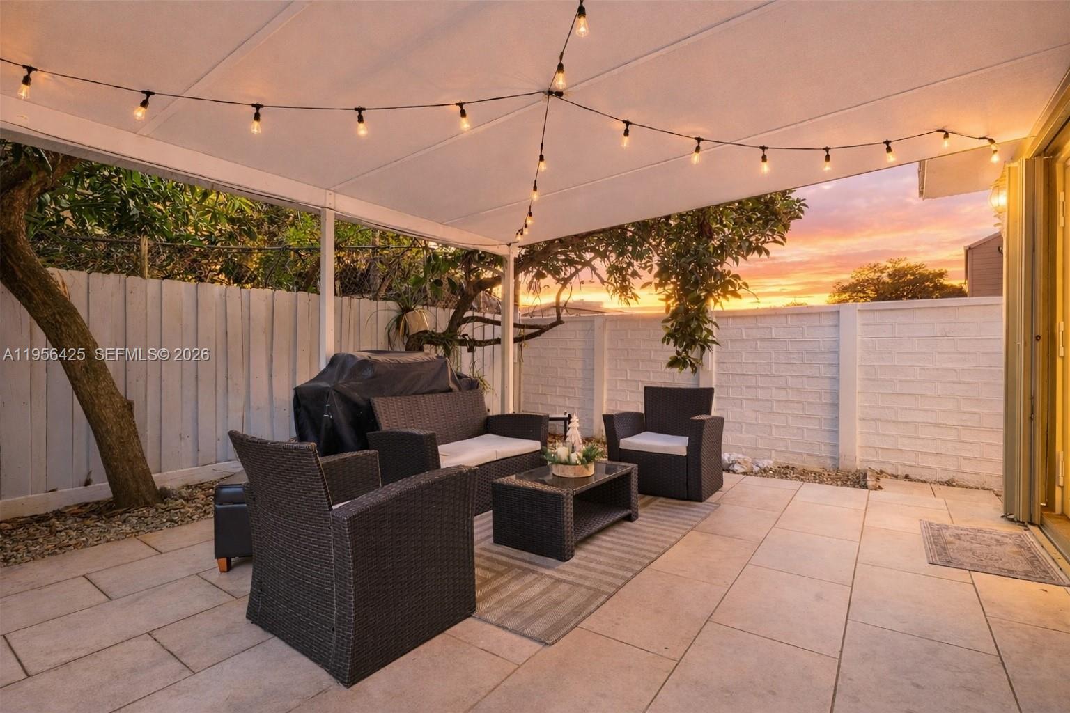 3210 Southwest 24th Terrace Miami, FL 33145 - Photo 41 of 44