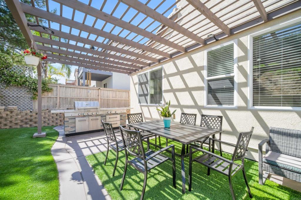 2781 Rambling Vista Road Chula Vista, CA 91915 - Photo 39 of 50 a view of yard with outdoor seating