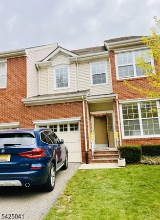 $661,000 | 205 Crown Point Road, Parsippany, NJ 07054