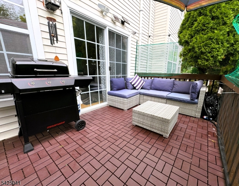 205 Crown Point Road Parsippany, NJ 07054 - Photo 11 of 23