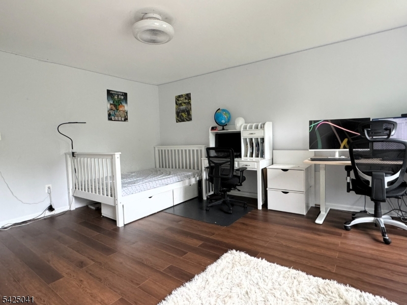 205 Crown Point Road Parsippany, NJ 07054 - Photo 14 of 23