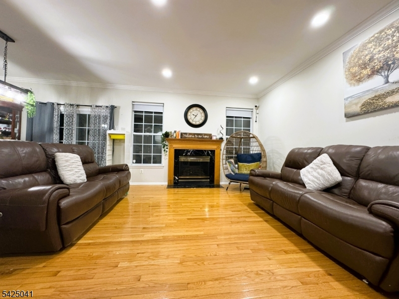 205 Crown Point Road Parsippany, NJ 07054 - Photo 10 of 23