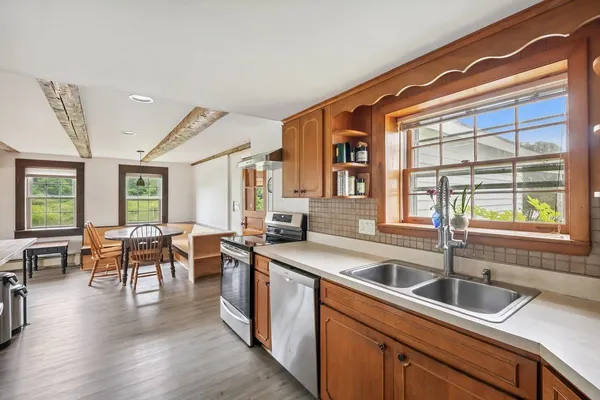 $475,000 | 490 Delorm Road, Leicester, VT 05733