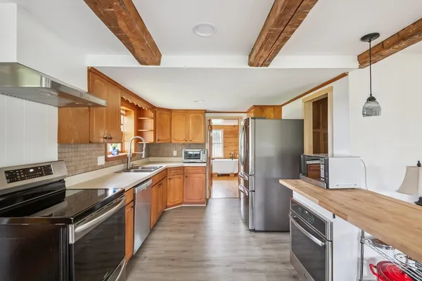 $475,000 | 490 Delorm Road, Leicester, VT 05733
