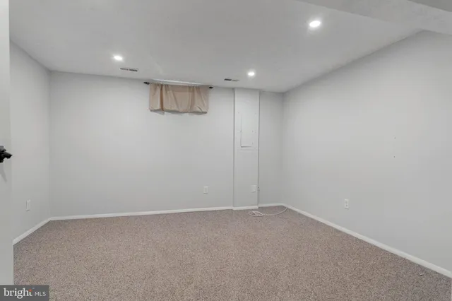 a view of empty room