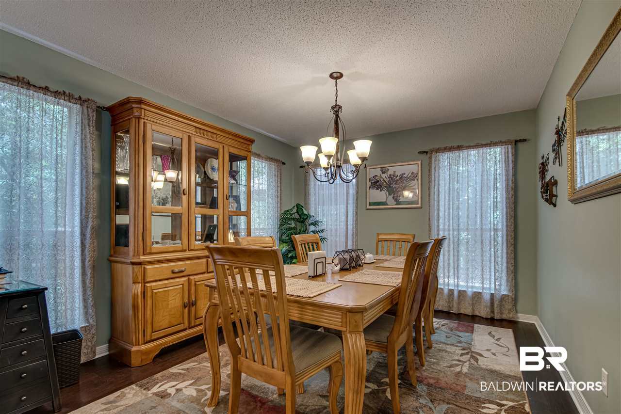 205 Avon Circle East Daphne, AL 36526 - Photo 7 of 31