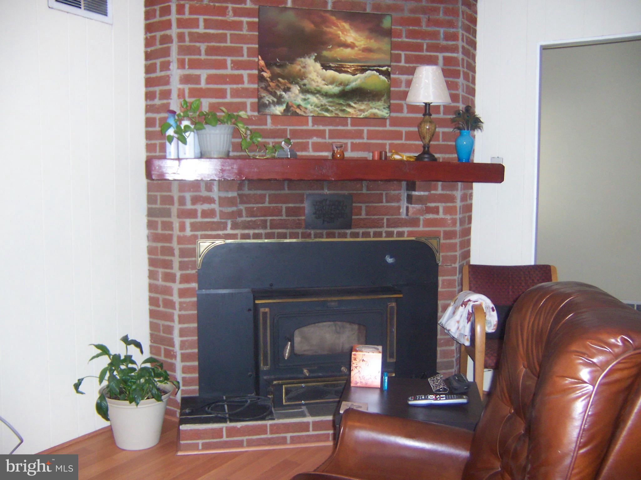 10021 Routts Hill Road Warrenton, VA 20186 - Photo 8 of 22 Family Room