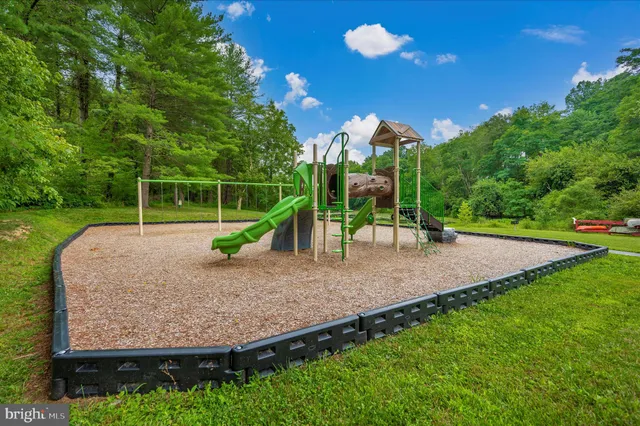 $439,900 | 10641 Old Barn Court, New Market, MD 21774