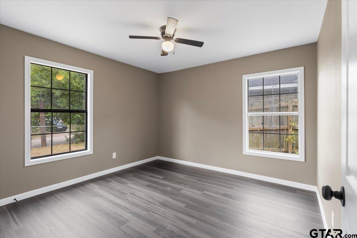 2318 Pine Burr Road Tyler, TX 75702 - Photo 11 of 26 Gallery Image 11