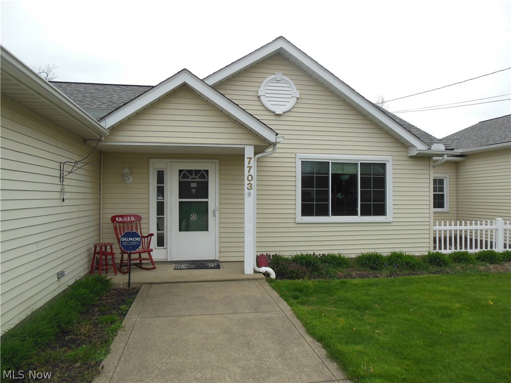 7703 Lake Road East Madison, OH 44057 - Photo 2 of 35 Gallery Image 2