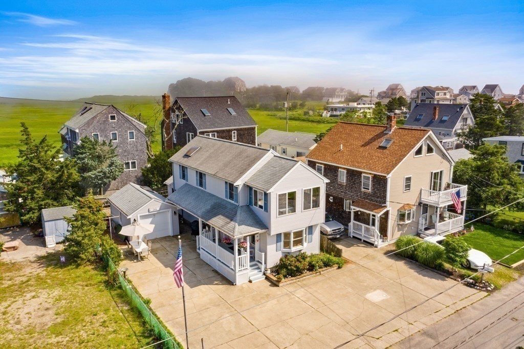 28 Pine Point Road Duxbury, MA 02332 - Photo 3 of 32 Gallery Image 3