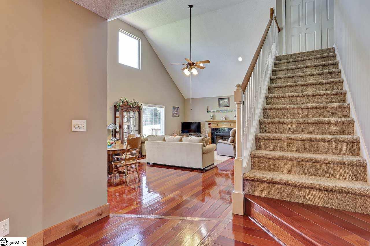 1275 South Barton Road Taylors, SC 29687 - Photo 3 of 36