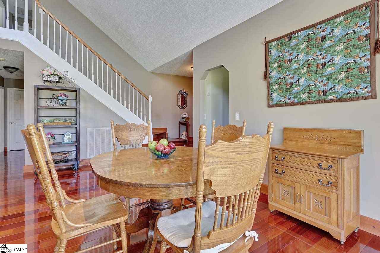 1275 South Barton Road Taylors, SC 29687 - Photo 7 of 36