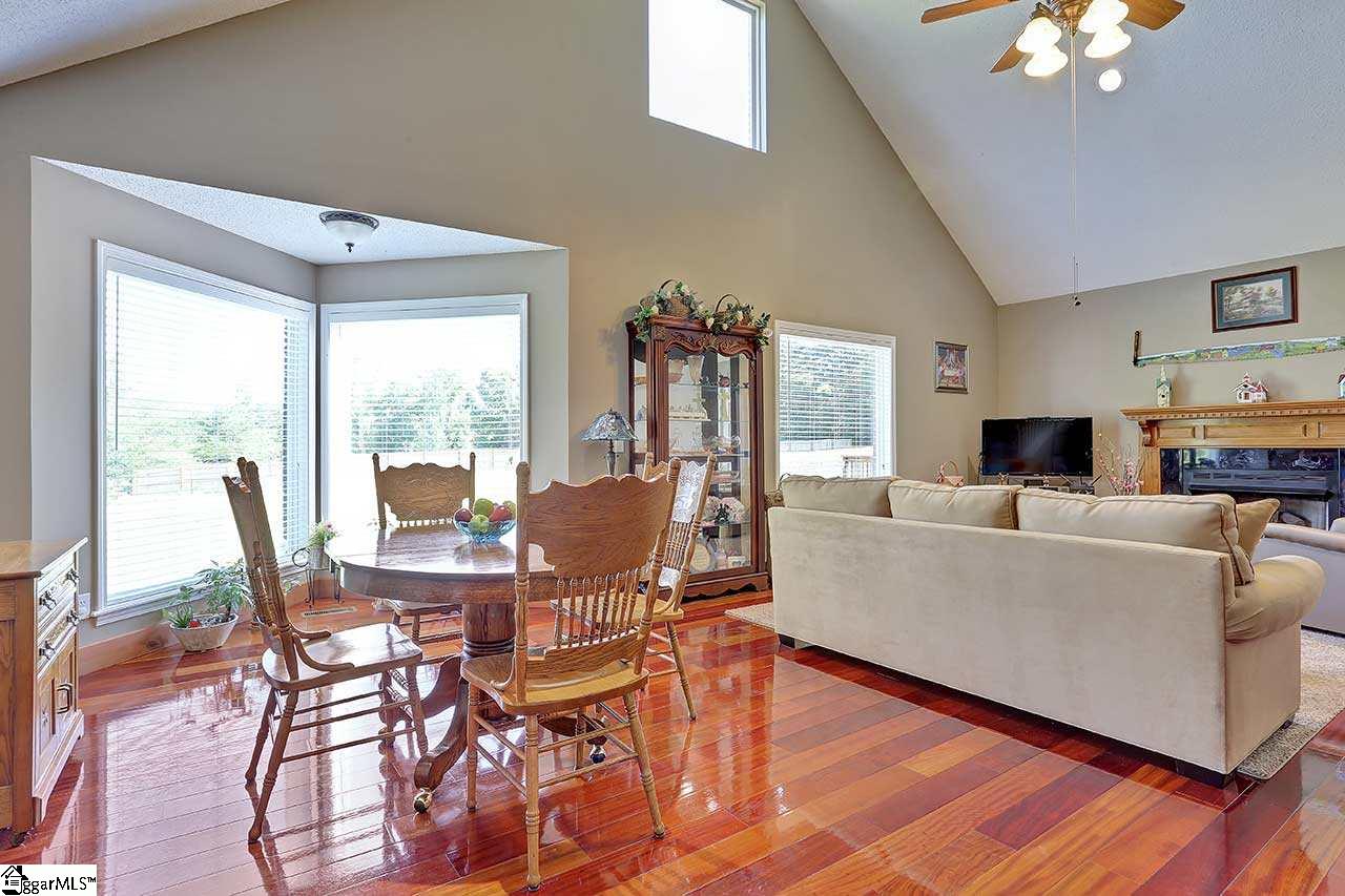 1275 South Barton Road Taylors, SC 29687 - Photo 8 of 36