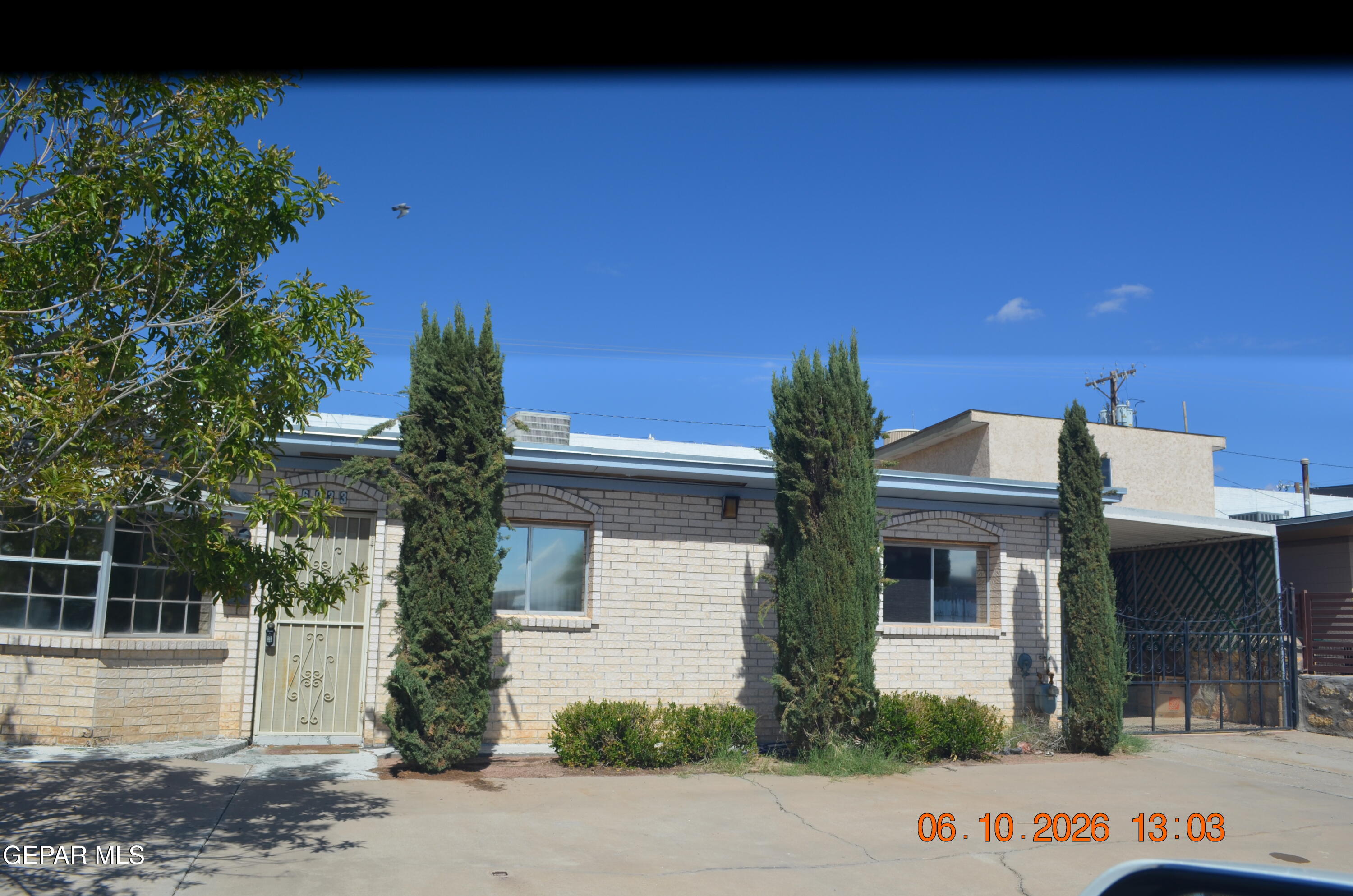 6033 Aztec Road El Paso, TX 79925 - Photo 2 of 25 DSC_0612