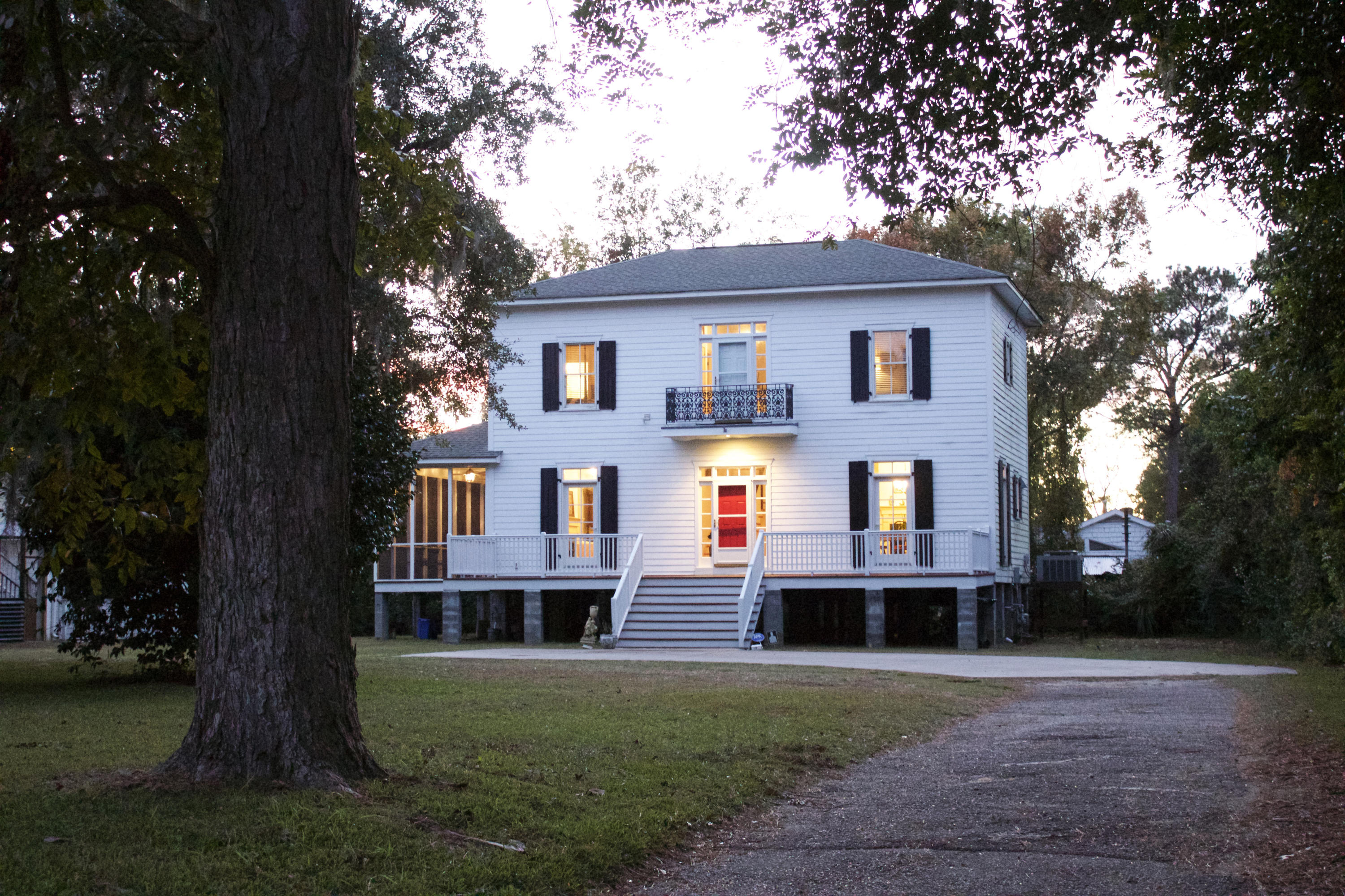 134 Folly Rd Boulevard Charleston, SC 29407 - Photo 2 of 36 134.2