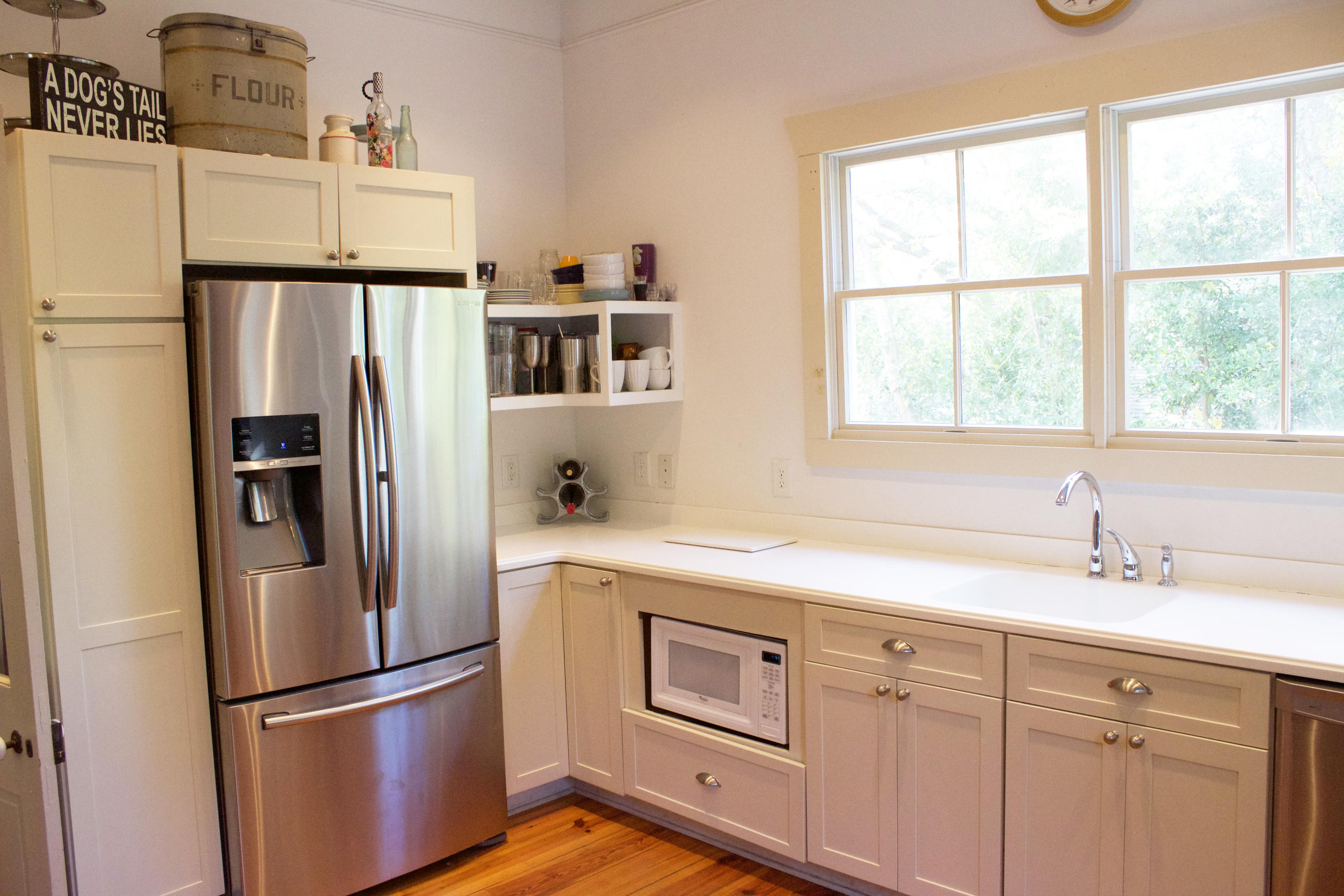 134 Folly Rd Boulevard Charleston, SC 29407 - Photo 17 of 36 kitchen4