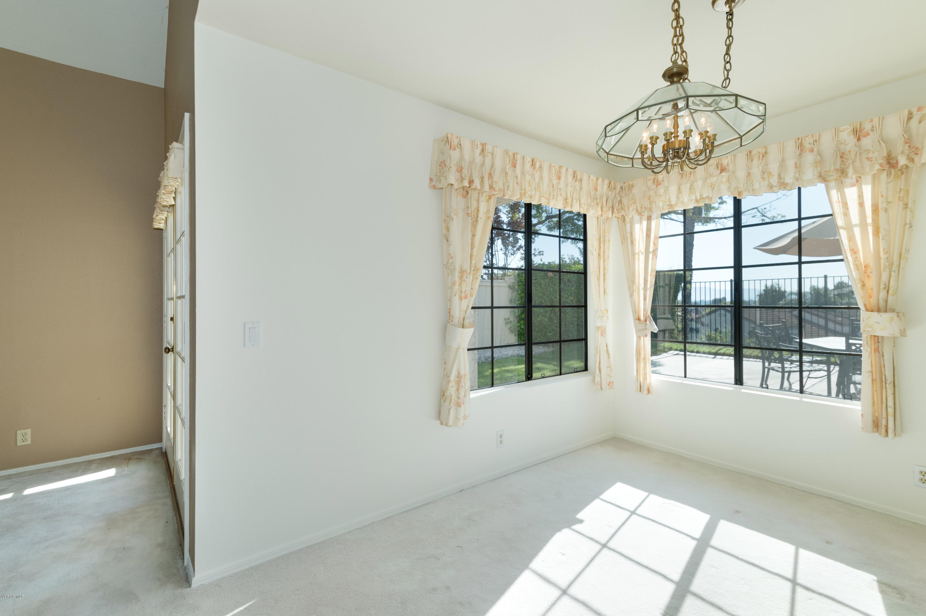 844 Congressional Road Simi Valley, CA 93065 - Photo 21 of 38 a view of an empty room with a window