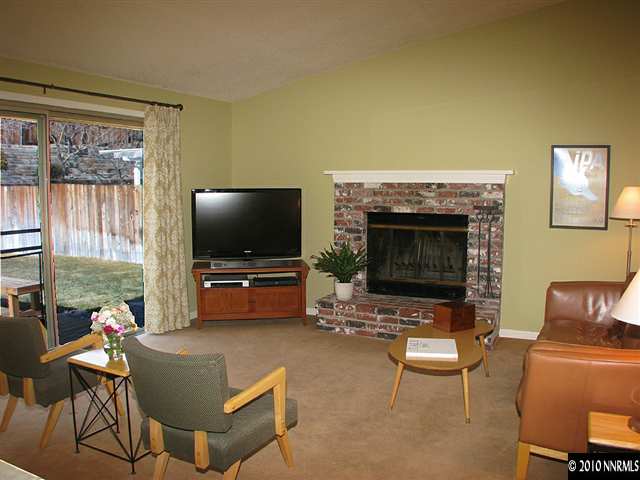 1625 Hanover Drive Reno, NV 89523 - Photo 3 of 9 Photo 3