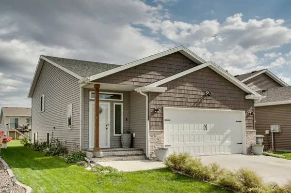 $325,900 | 4538 17th Street South, Moorhead, MN 56560