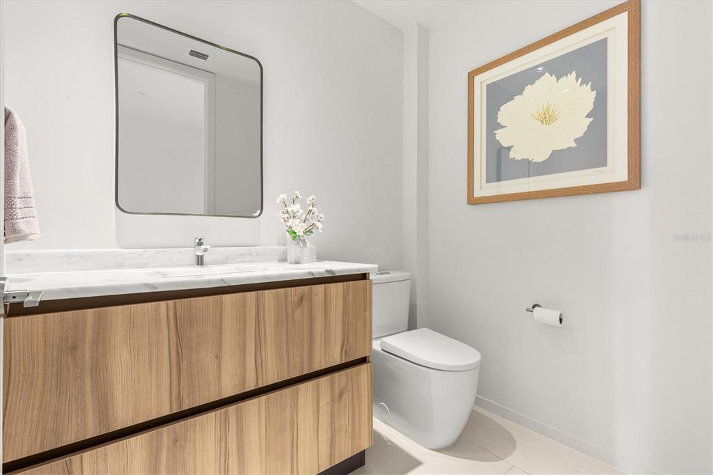 1020 Sunset Point Road, Unit 303 Clearwater, FL 33755 - Photo 19 of 71