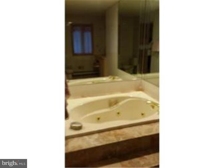1128 Morefield Road Philadelphia, PA 19115 - Photo 14 of 24