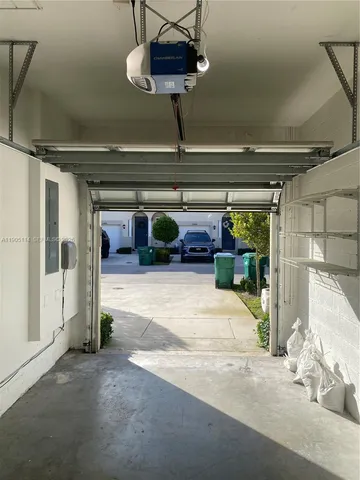 a view of entryway and hall