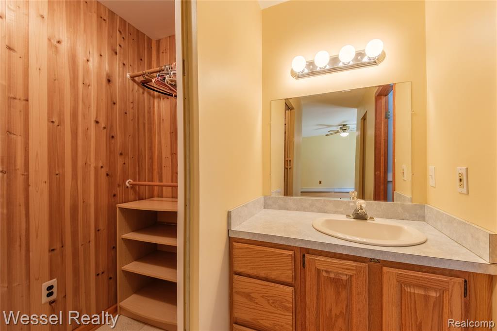 2465 Texter Road Leonard, MI 48367 - Photo 22 of 43