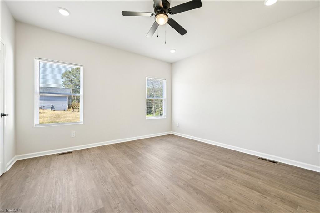 2032 Highway 62 Burlington, NC 27217 - Photo 15 of 31